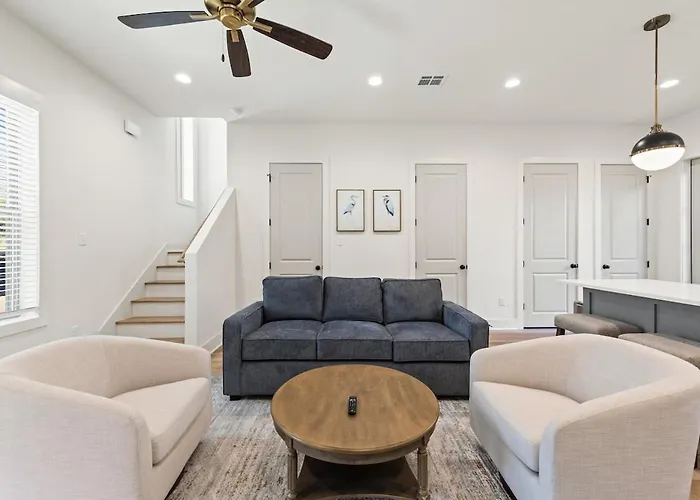 New River Ranch King Luxe Amenities Prime Location Apartment